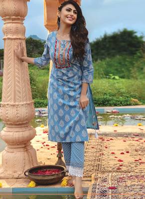 Grey Rayon Designer Embroidery Fancy Kurta 1