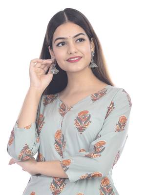 Stylish Women Kurta set 4