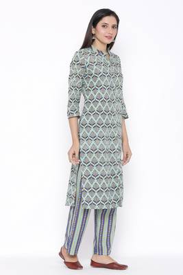 THIAB Womens Cotton Cambric Printed Straight Kurta Palazzo Set (Multi Color) 2