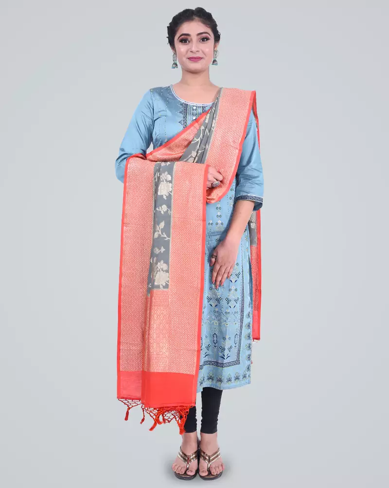 Banarasi Pure Munga Silk Handwoven Contrast Dye Dupatta