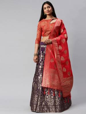 Magenta woven art silk semi stitched lehenga 1