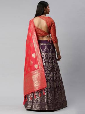 Magenta woven art silk semi stitched lehenga 2