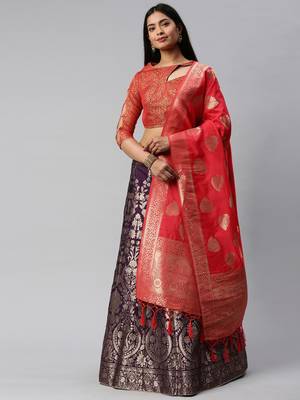 Magenta woven art silk semi stitched lehenga 4