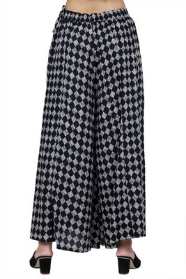 Black printed rayon palazzo pants 3