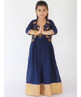 Kid1 Crush Cotton Gown With Embroiderd Jacket 4