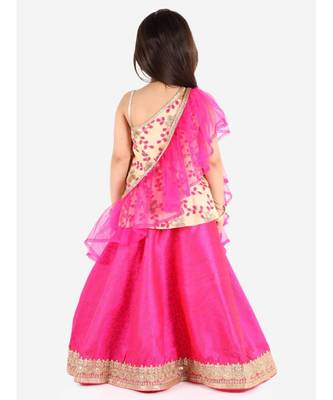 Kid1 Pari Peplum  Embroidered Top With Fuschia Lehenga And Net Frill Dupatta 3