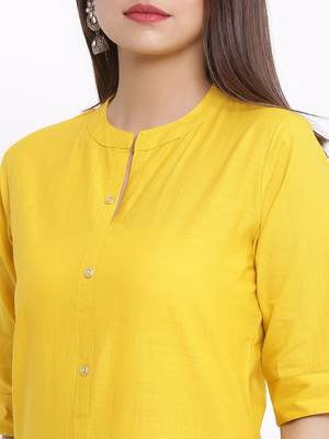 DAAVI Womens Cotton Solid Straight Kurta (Mustard) 4