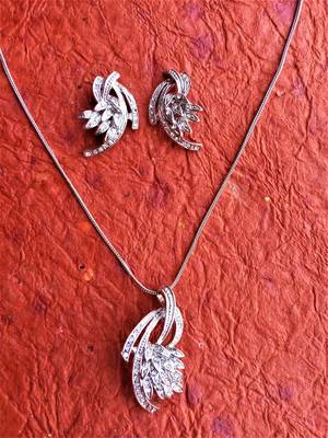 RozMili latest Designer American Diamond silver pendant set with earrings for women and  Girls 4