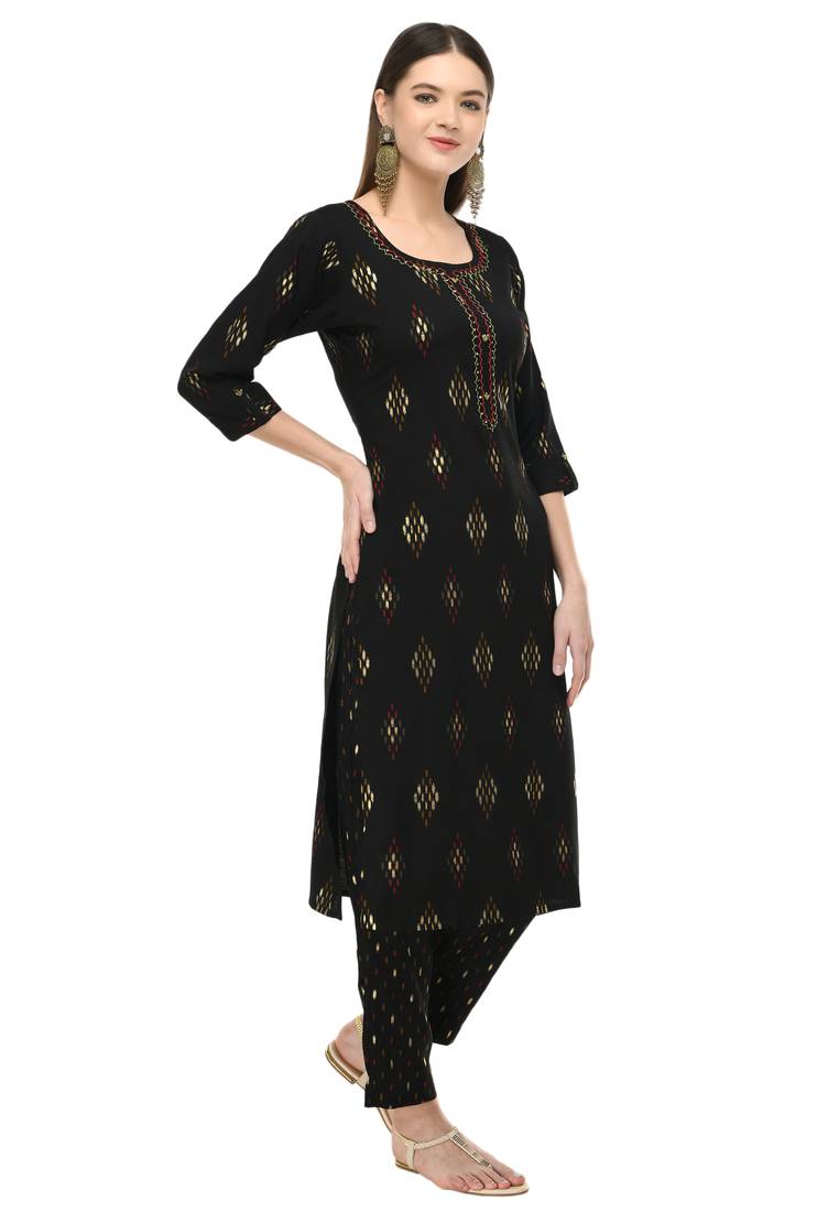 women gold printed kurta & pant with dupatta set(Black) 