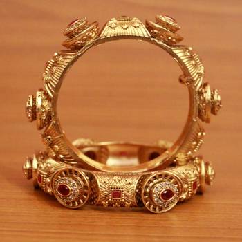 Red bangles-and-bracelets 2