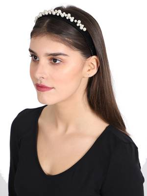 Black/White Velevt Pearl Beaded Hairband 1