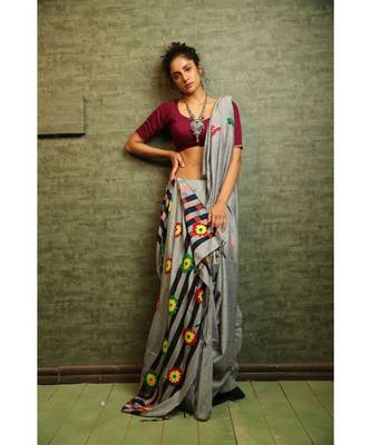 Embroidered Grey Khadi Cotton With Blouse 2