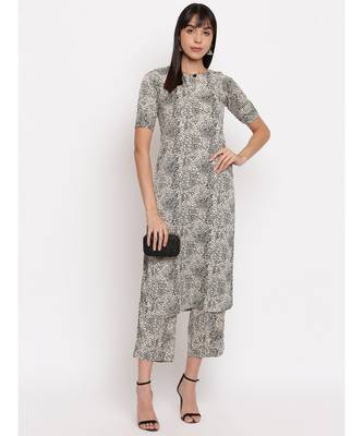 Crepe animal print kurti paired with matching trousers 5