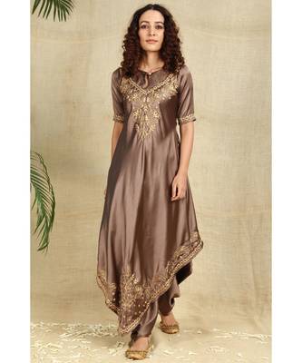 Bronze Color Chikankari Kurti with golden Resham Thread Work paired with Dhoti 1