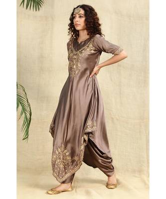 Bronze Color Chikankari Kurti with golden Resham Thread Work paired with Dhoti 3
