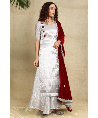 Silver cotton tissue kurti and flared palazzo paired with red velvet duppatta 3