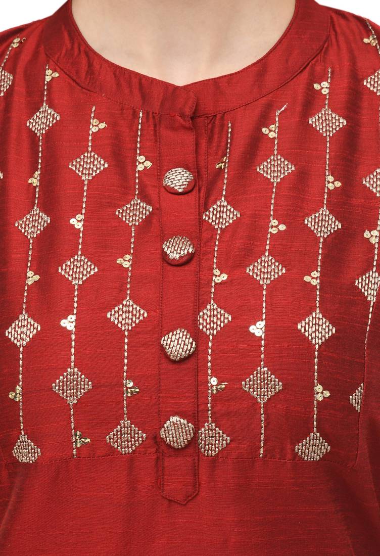 Women Straight Embroidery Silk Kurta With Solid Silk Pant(Maroon)