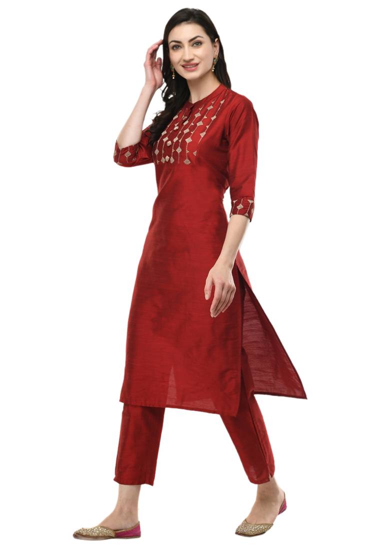 Women Straight Embroidery Silk Kurta With Solid Silk Pant(Maroon)
