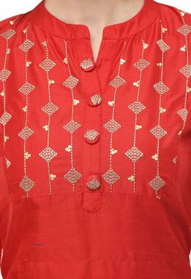 Women Straight Embroidery Silk Kurta With Solid Pant(Red) 4