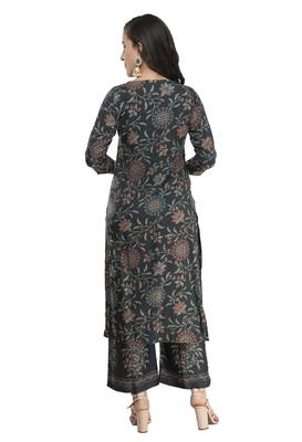 Women Straight Printed Rayon Kurta With Palazzo(Green) 2