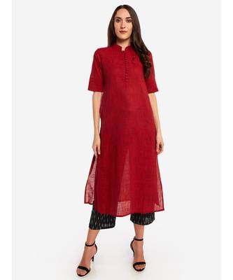 Desi Weavess collared button-down Maroon kurta 1