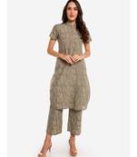 Desi Weavess collared button-down Beige Printed kurta.