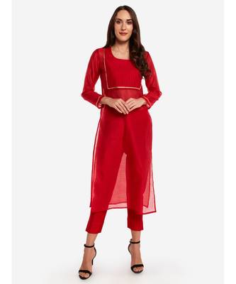 Desi Weavess Red Chanderi Pleated Kurta 2
