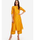 Desi Weavess collared button-down Ochre kurta