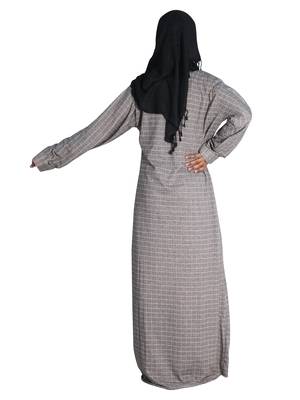 Beige embroidered denim abaya 3
