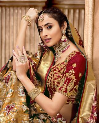 Golden woven pure silk saree with blouse 2