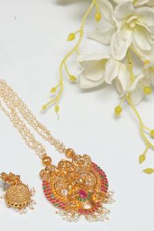 Multilayer pearl mala temple jewellery set