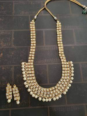 White jewellery 1