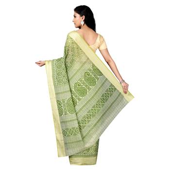 Green printed cotton saree with blouse 2