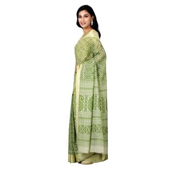Green printed cotton saree with blouse 3