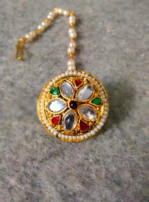 Designer classic kundan pearl stone maang tikka or borla headpiece for wedding 2