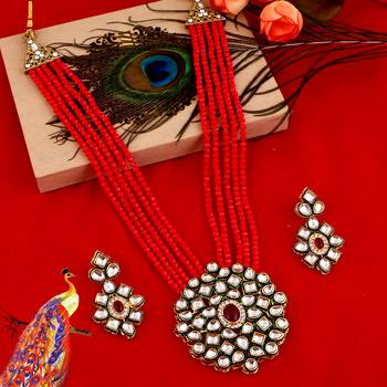 Red mother of pearl designer-jewellery 1