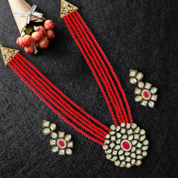 Red mother of pearl designer-jewellery 2