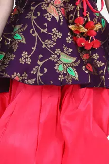 BownBee Jacquard Sleeveless Pelum With Silk Dhoti- Purple