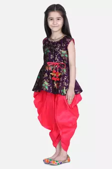 BownBee Jacquard Sleeveless Pelum With Silk Dhoti- Purple