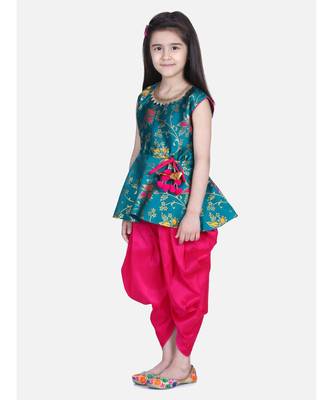 BownBee Jacquard Sleeveless Pelum With Silk Dhoti- Green 3