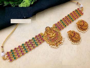 Antique Gold Choker Stone Studded necklace sets 2