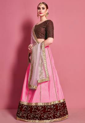 Baby-pink zari and sequins embroidered party wear Silk Lehenga 3