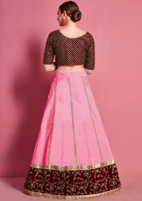 Baby-pink zari and sequins embroidered party wear Silk Lehenga 4
