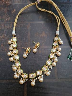 Off-white necklaces 1
