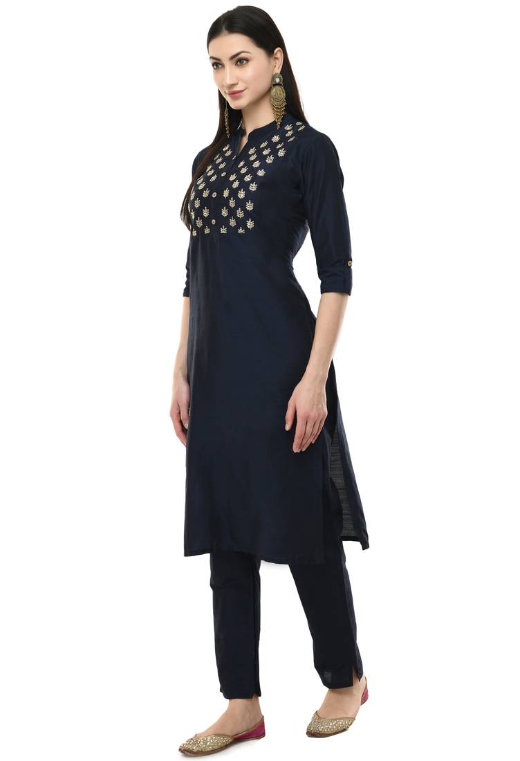 Lagi women straight embroidery kurta with plain solid pant(MC43D)