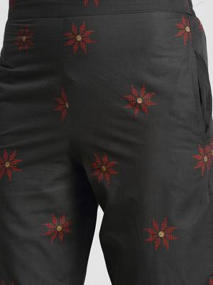 Red embroidered rayon ethnic-kurta pant set 5