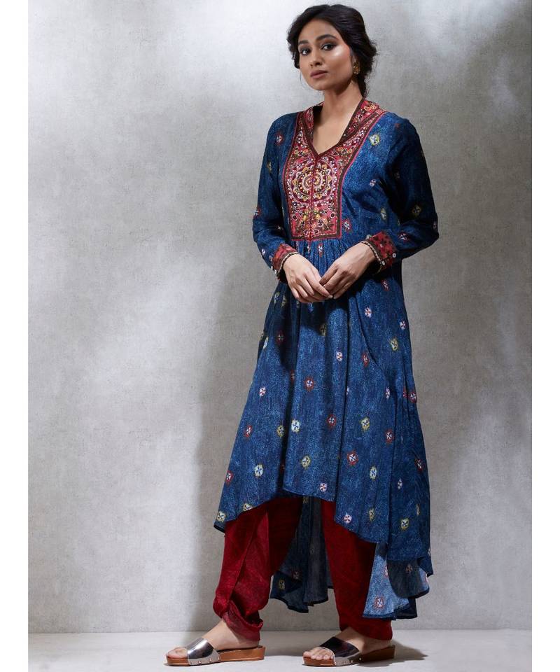 V-Neck Full Sleeves Printed Kurta