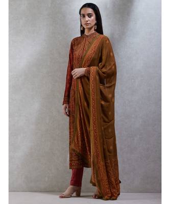 Band Collar Full Sleeves Printed Kurta With Pant and Dupatta 1