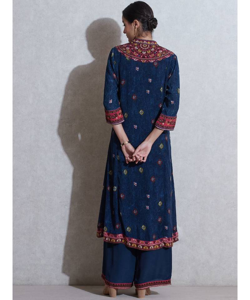 V-Neck with Placket 3/4 Sleeves Kurta With Pant And Dupatta
