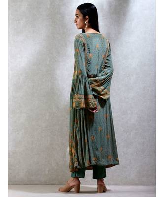 Boat Neck Flared Sleeves Kurta With Pant 5